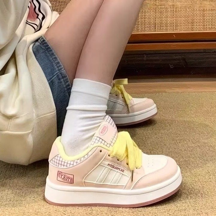 Student Platform Bread Shoes Women's Spring New Skateboard Shoes Heightened Versatile Breathable Sports Casual White Shoes