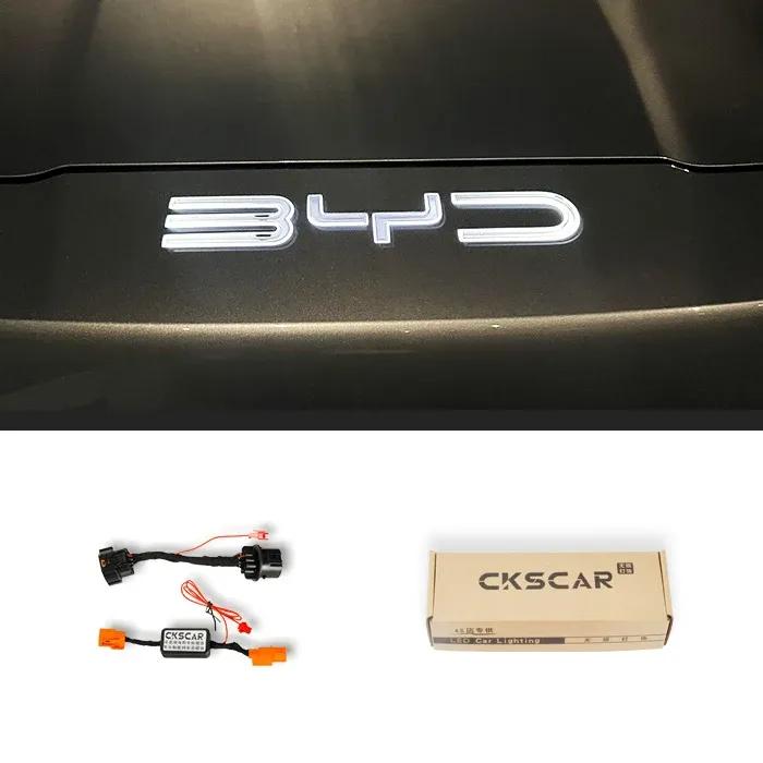 Per BYD Seal EV 2022-2023 Luce di marcia diurna con logo auto accesa continuamente di notte Accessori per auto