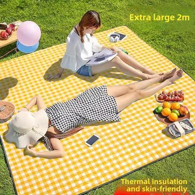 Moisture-Proof Picnic Mat: Thickened, Foldable, Large, Portable, Ins Style Plaid Design for Outdoor Use