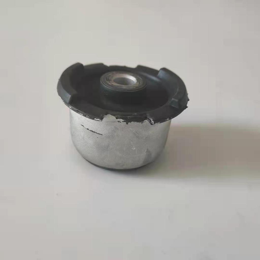 BMW E36/E46/E83 Bucșă braț suspensie 33321137806 Cauciuc Suspensie