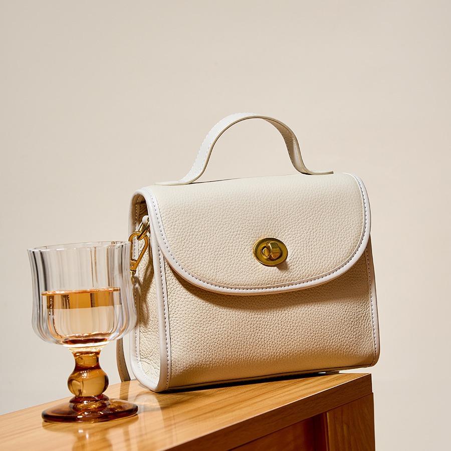 Leather Small Square Bag, New High-end Women's Bag, Shoulder Messenger Bag, Casual.