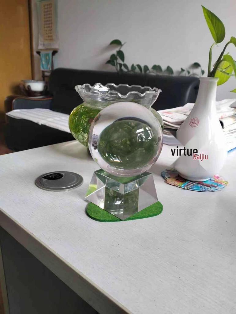 Transparent K9 Crystal Glass Ball Ornament - Ideal Gift for Leader or Elder, Perfect for Living Room or Office Decor