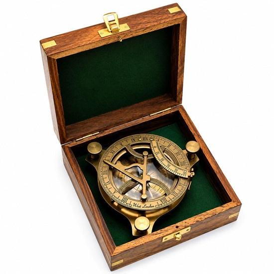 11.43 Cm Brass Sundial Compass with Wooden Box, Marine Compass, Steampunk Navigation Gift, Antique Brass Collectible