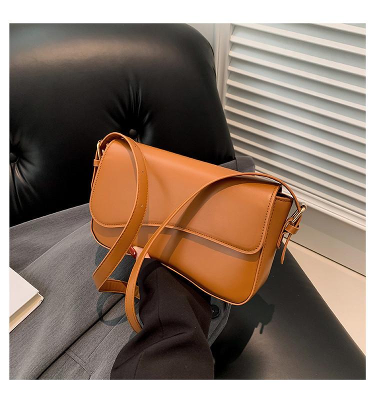 Stylish Urban Minimalist Small Square Pu Shoulder Bag With Magnetic Flap 2023