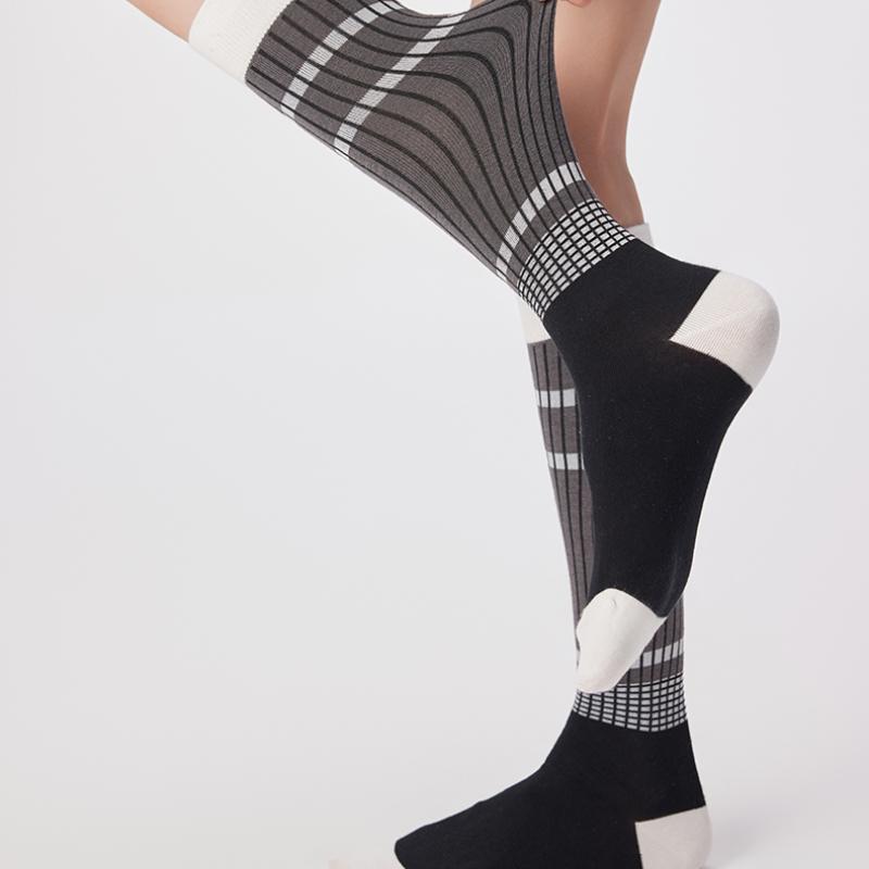 Otoño/Invierno Calcetines de Media Caña para Mujer hasta la Rodilla y la Pantorrilla Retro Coloridos Rayas Horizontales Pierna Estilo Universitario Calcetines de Puro Algodón