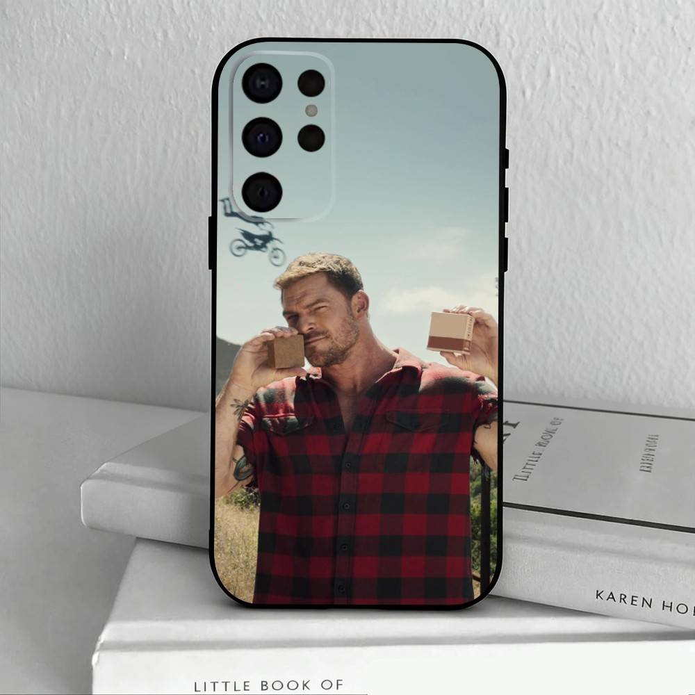Alan Ritchson Actor  Phone Case For Samsung S25,24,23,22,30,21,10,9,Ultra,Plus,Lite,FE,4,5 G Soft Black Case
