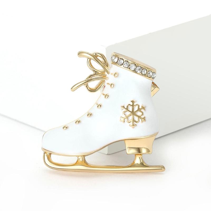 Ski Ice Skate Shoe Brooches Unisex Pins for Winter Sports Enthusiasts Casual Party Accessories
