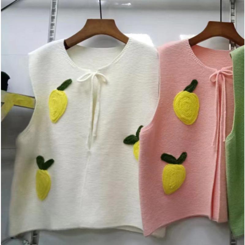 Spring and Autumn Women's Knitted Vest Sweet and Cute Style Casual Vest Women's Wear
