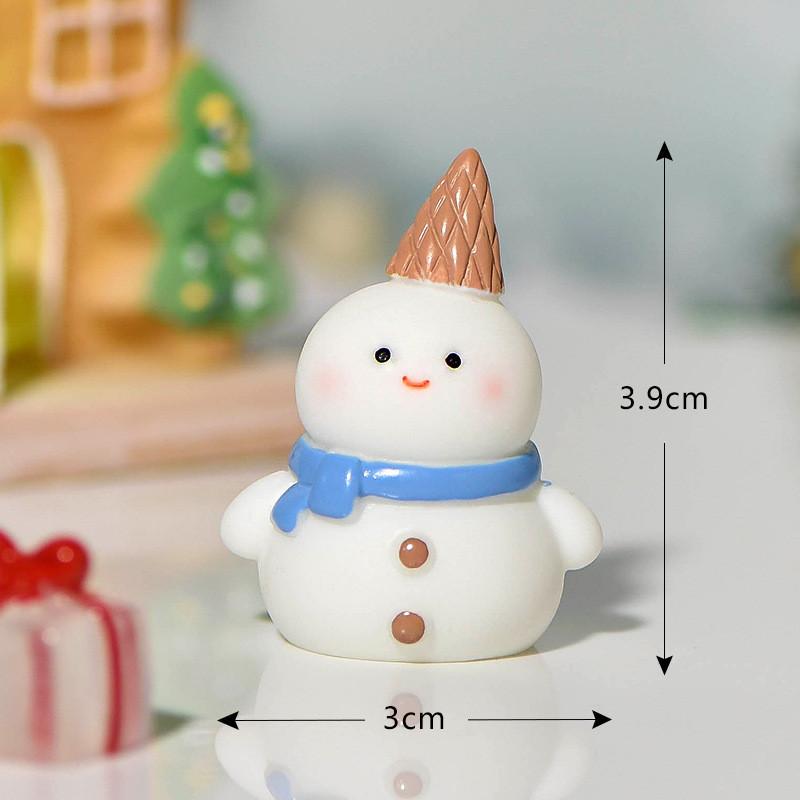 Charming Resin Christmas Snowman And Pig Figurines Perfect For Holiday Gifts