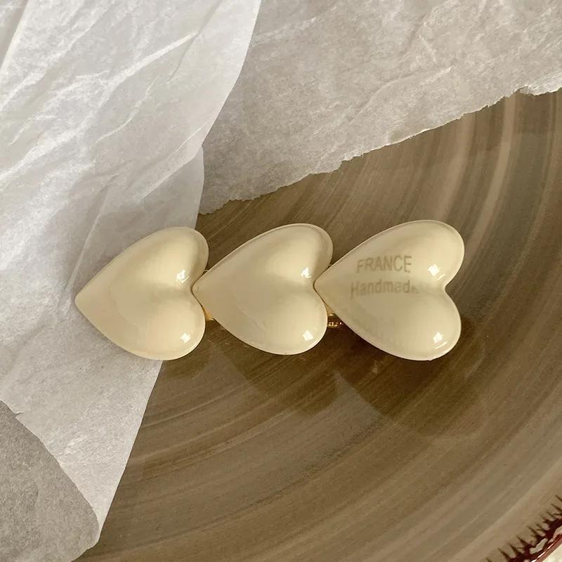 

Милая, милая челка в форме сердца с любовью, боковая заколка, корейская мода, милая женская заколка-уточка, заколка для волос, простые металлические аксессуары для волос бежевый