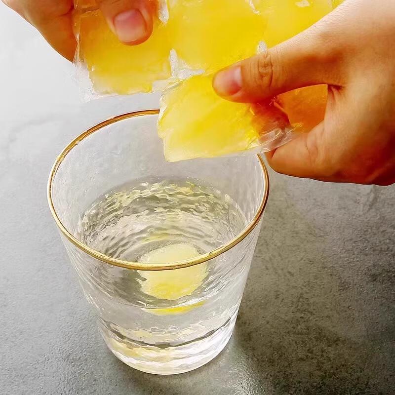 Yuzhuxun Self-Sealing Ice Cube Bags with Funnel