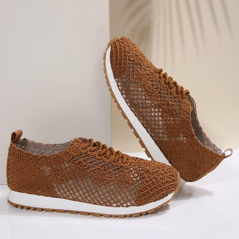 New Large-sized Breathable Low-top Single-shoe Women's Sporty Casual Flat Lace-up Board Shoes