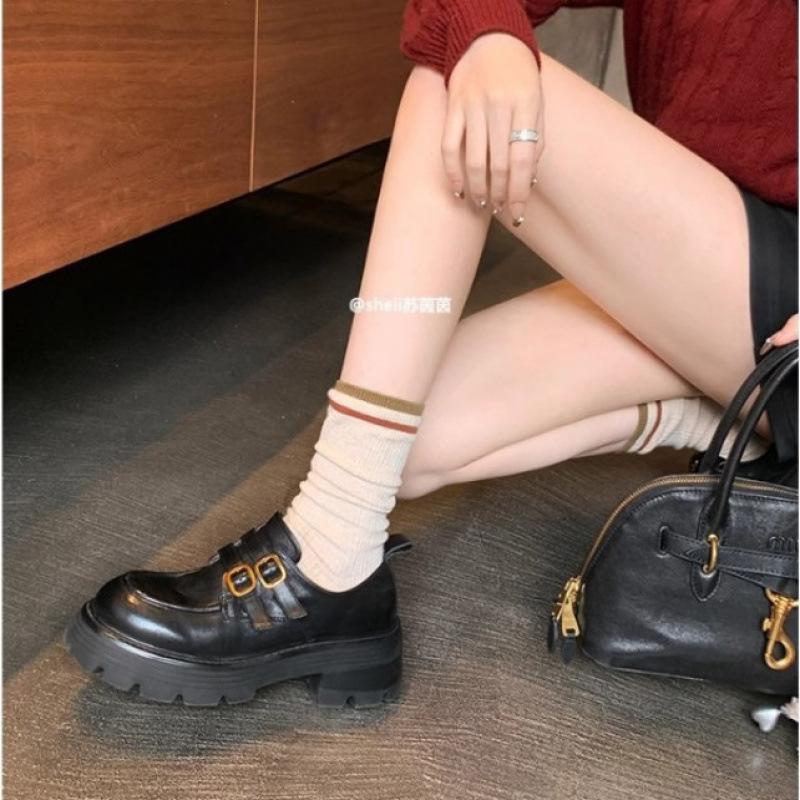 Chaussures Peau de Cheval Lavée Petite Boucle Dorée Talon Épais Plateforme Mocassins Chaussures Simples Chaussures en Cuir Petites pour Femmes