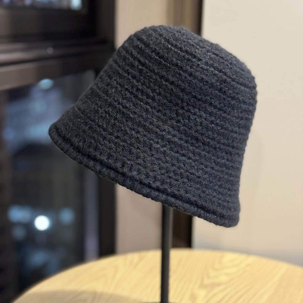 Retro Autumn and Winter Fisherman's Hat Women's Round Bucket Hat Bell  Shaped Knitted Warm Hat Versatile Face Showing Small Basin Hat