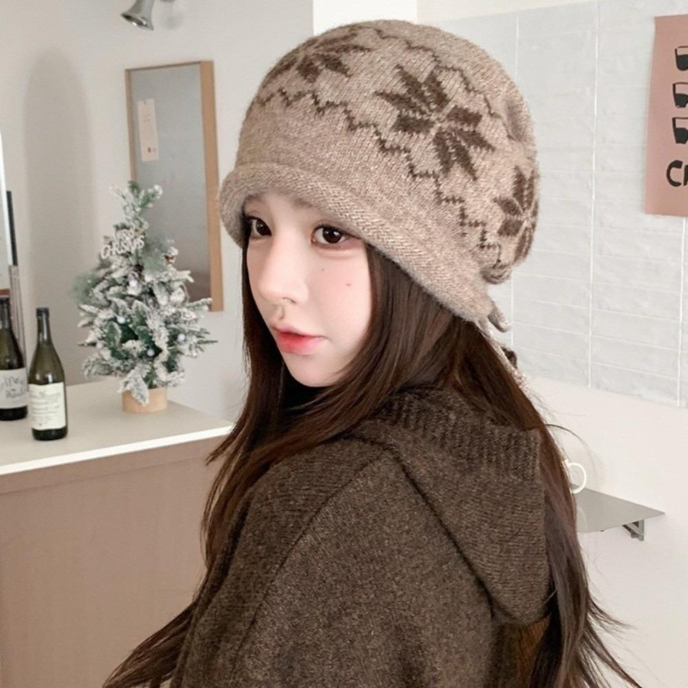 Wool Jacquard Knitted Hat Snowflake Warm Knitted Cap Retro Knitted Beanie Hat  Cold Weather
