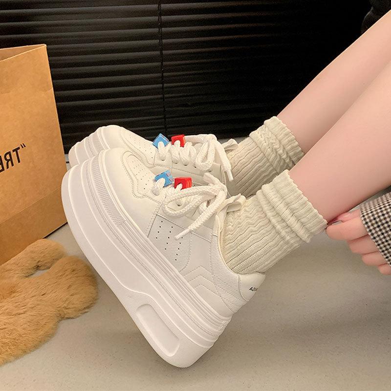 Inner Height Increase Women's Autumn New Super Fire Platform Shoes Versatile Small Muffin Casual Board Shoes