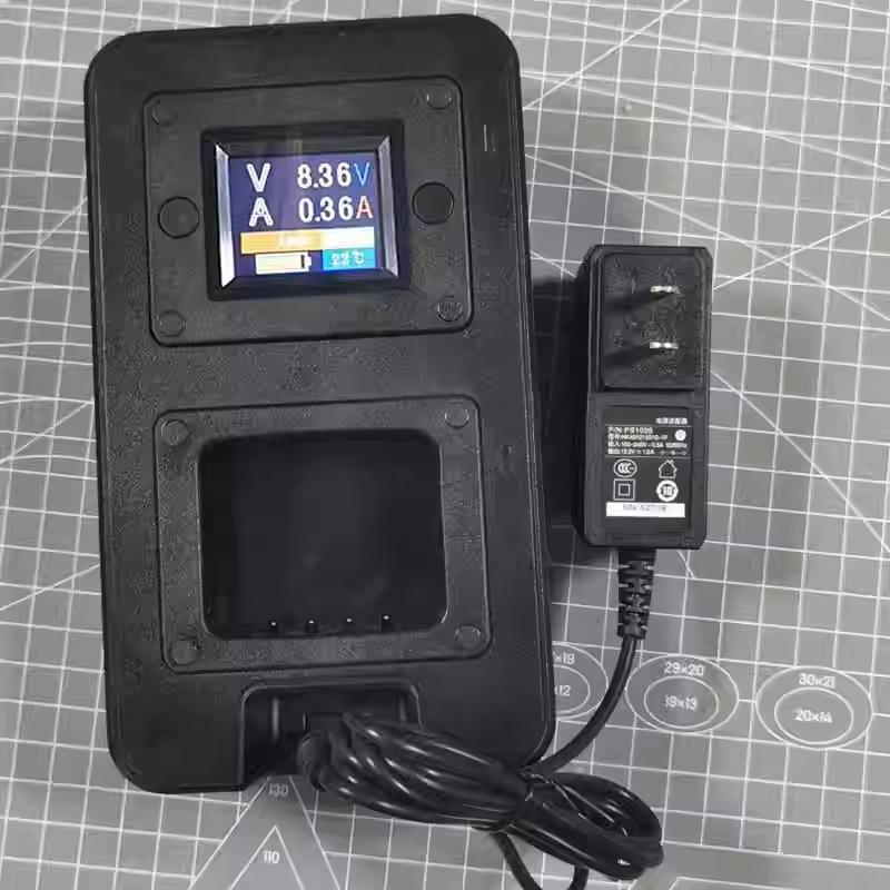 

Умное зарядное устройство для рации с дисплеем для GP328/GP3688 - Мониторинг напряжения, тока, температуры и возможность зарядки через USB. Others