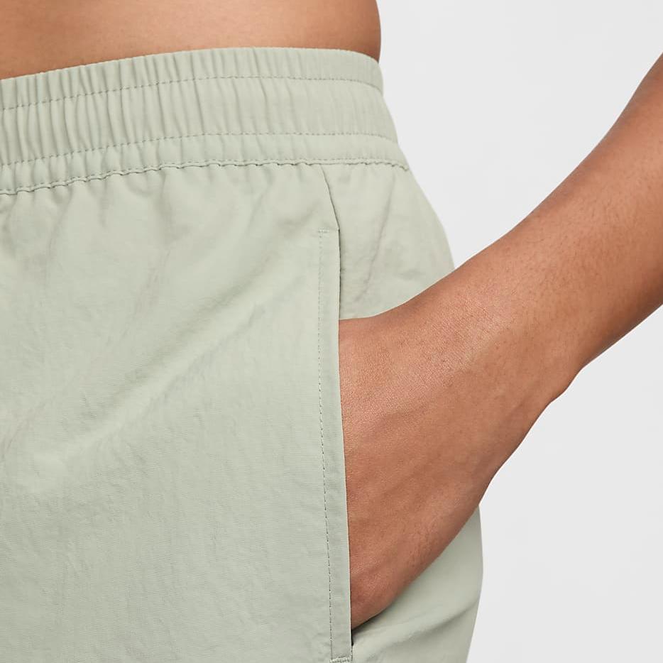 Nike Elastic Solid Color Comfortable Waterproof Casual Shorts Women shorts Emerald-Horizon Sail FV6623-370