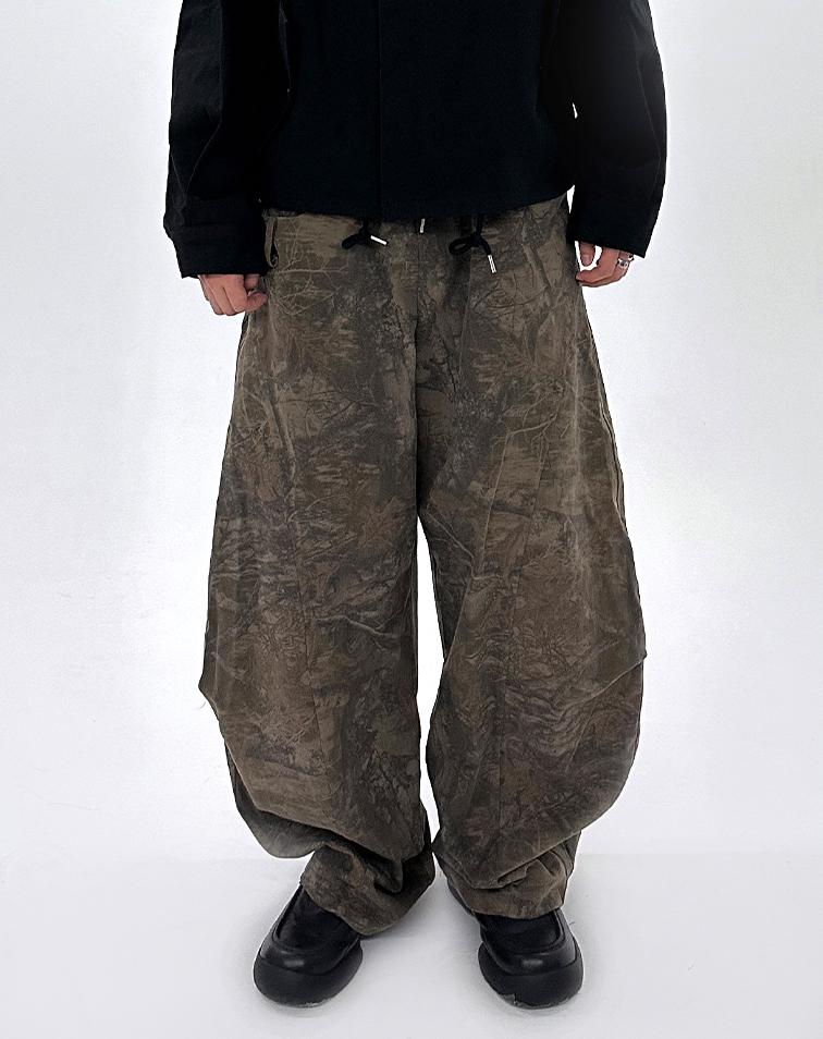 Mugeon Camo Curved Elastic Waist Pants _Khaki