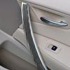 Pro BMW X3 E83 2004 2005 2006 2007 2008 2009 2010 Autopříslušenství Carbon Fiber Vnitřní dveře Dveře Push madlo Kryt Obložení Samolepka