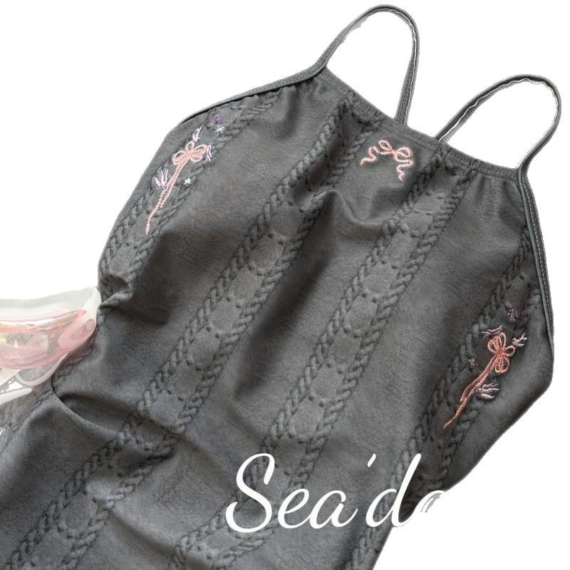 [Grey Yao Fendai] Grey embroidery pattern swimming special professional racing one-piece swimsuit slightly fat large size