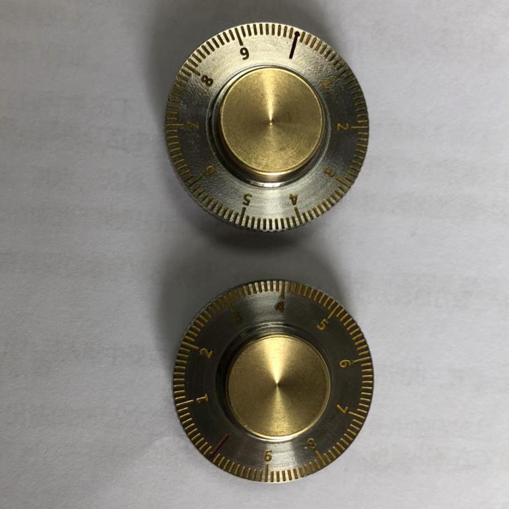 Nuovi Giocattoli Antistress Fidget Spinner da Scrivania Spinner a Scala per Adulti Giocattolo con Quadrante a Mano Antistress Sollievo dallo Stress T7D3