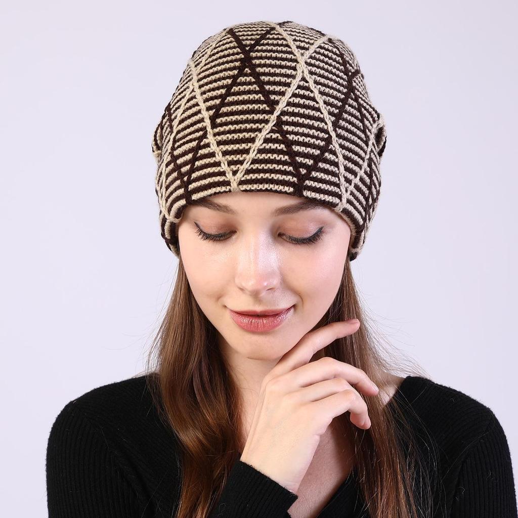 Autumn and Winter Warm Knitted Ear Protection Pile Up Hats Diamond Grid Mixed Color Pullover Caps Women's Fleece - Lined Hats