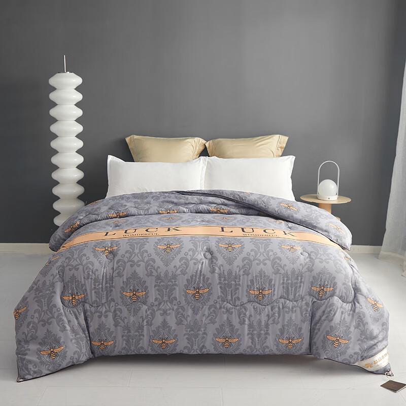 Mling Four Seasons Mulberry Silk Quilt