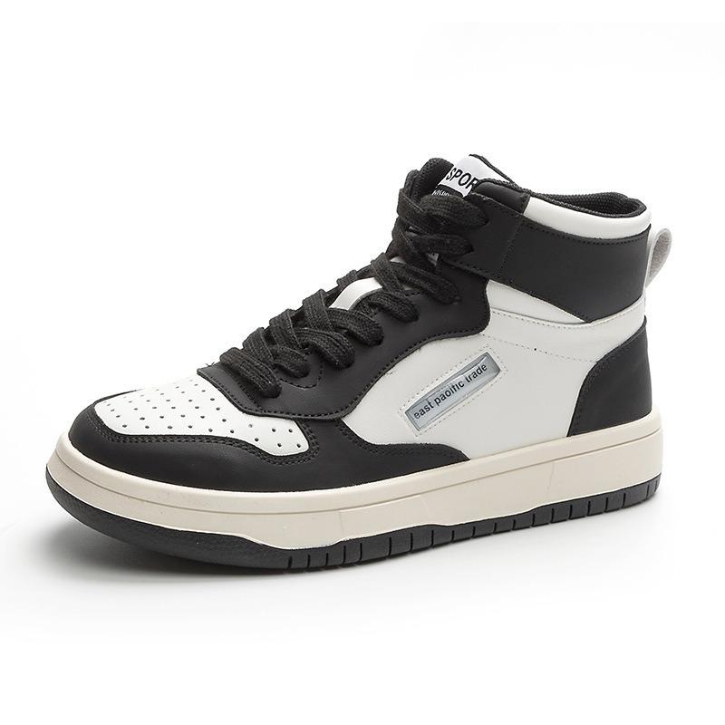 Кожаные высокие осенние кроссовки черного и белого цвета — фото 6