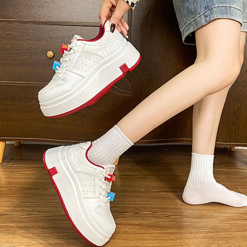 Super Fire Heightening Strap Lightweight Sports and Leisure Board Shoes Women's 2025 Women's New Popular Versatile Thick-soled White Shoes