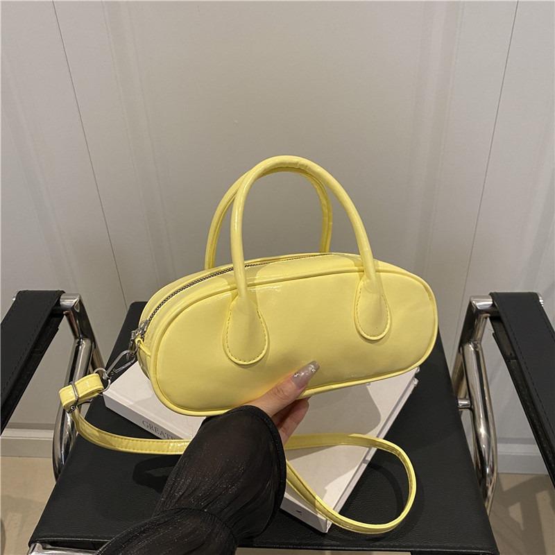 Niche design baguette bag portable small bowling bag shoulder messenger bag high sense