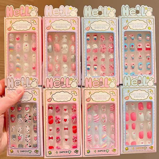 

24 Съемные мультяшные наклейки для ногтей для девочек - Самоклеящиеся наклейки для пальцев