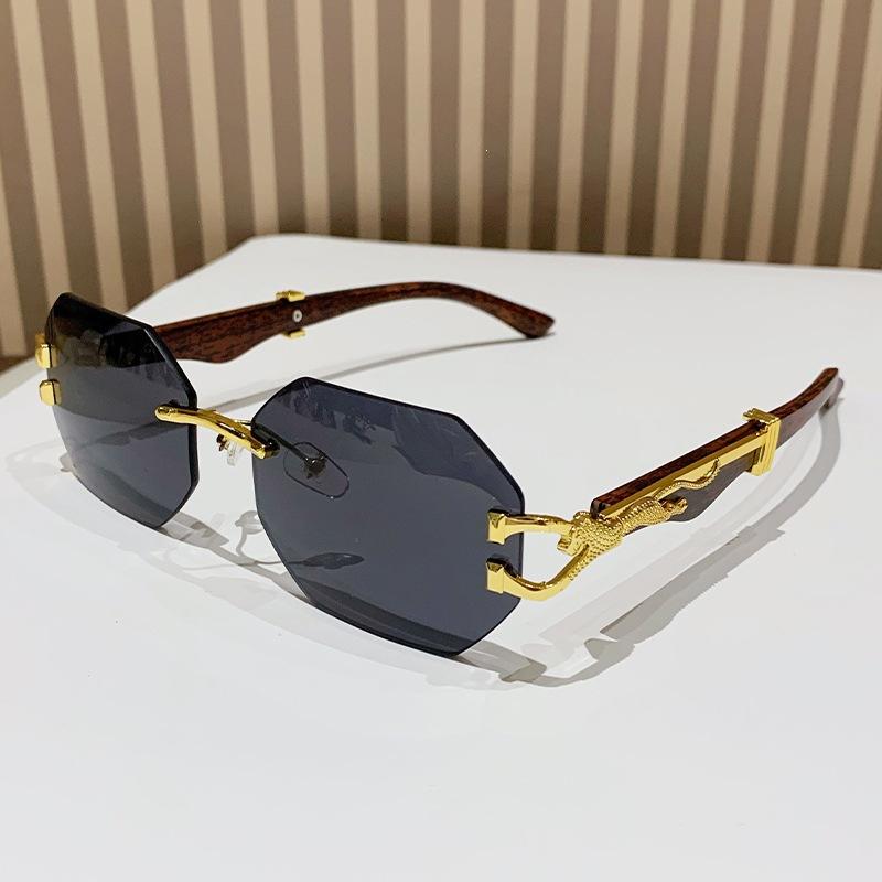 New Retro Wood Grain Leopard Glasses Legs Sunglasses Men's European and American Box Driving Cheetah Decorative Sunglasses