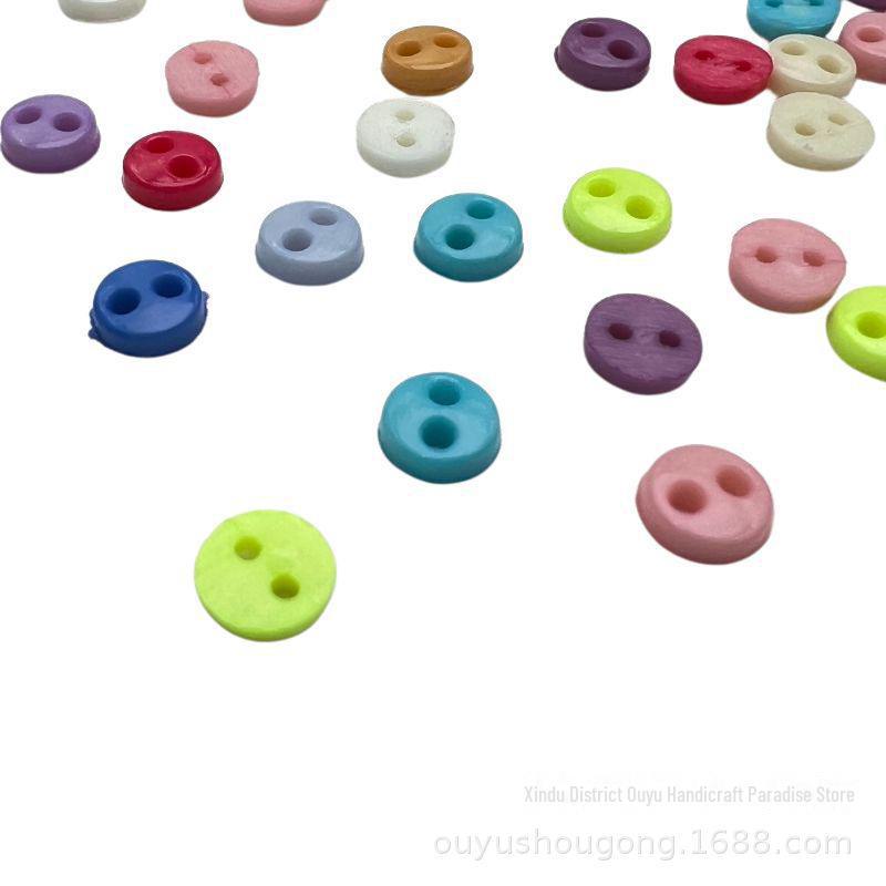 4mm Dual-Eye Plastic Buckle with Edge Button for DIY Felt Doll Accessory
