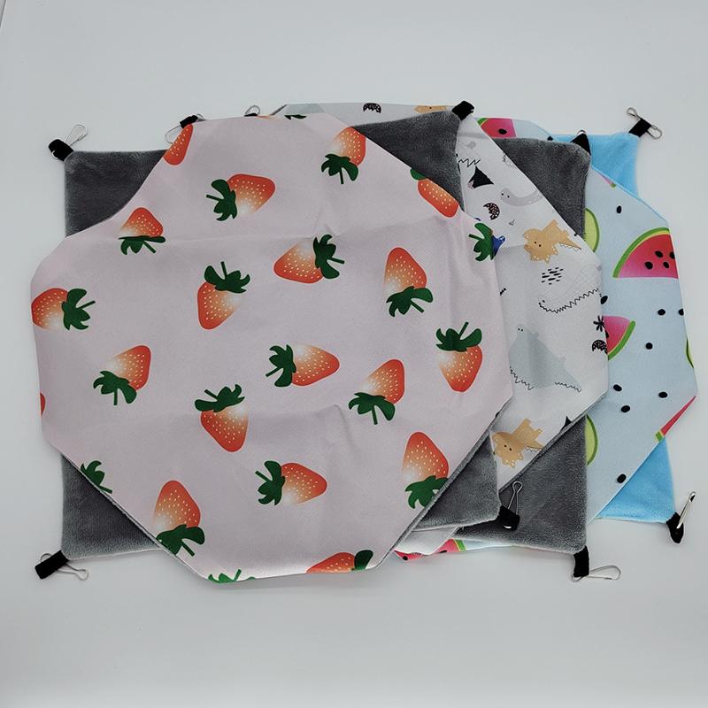 Hamster Beds Warm Soft Nest Hanging Rodent Cage House Printed Hammock for Rats Guinea Pig Small Animal Sleeping Bag Accessories