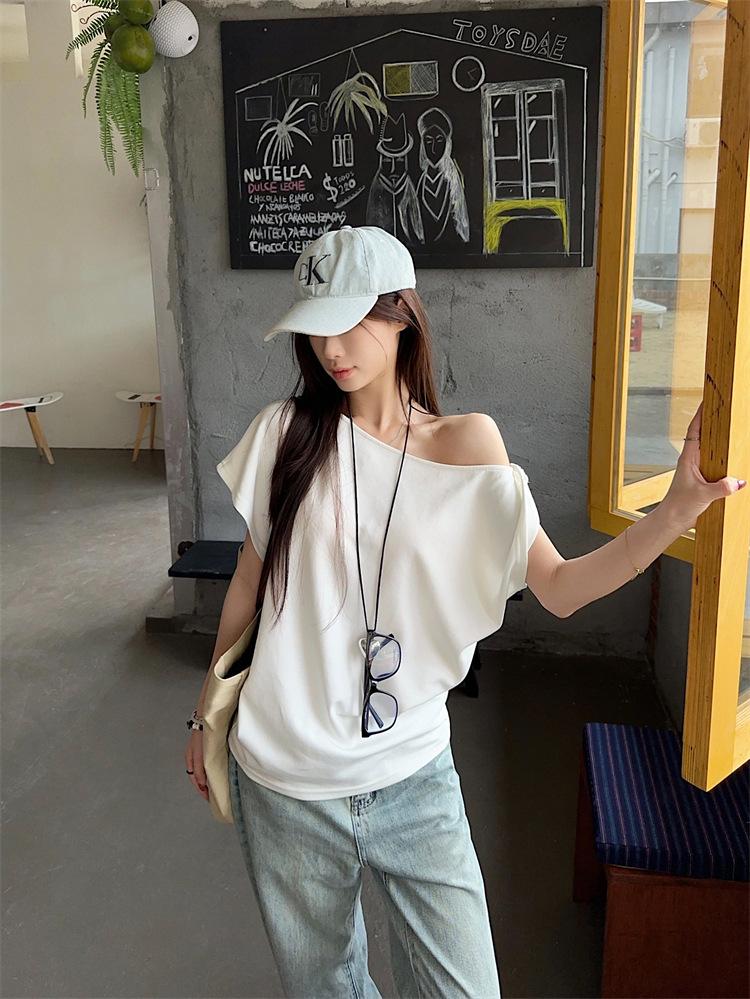 Spicy Girl Off-the-Shoulder Casual T-Shirt for Women - Solid Color, Short Sleeve, Loose Fit, Summer 2026 Small белый