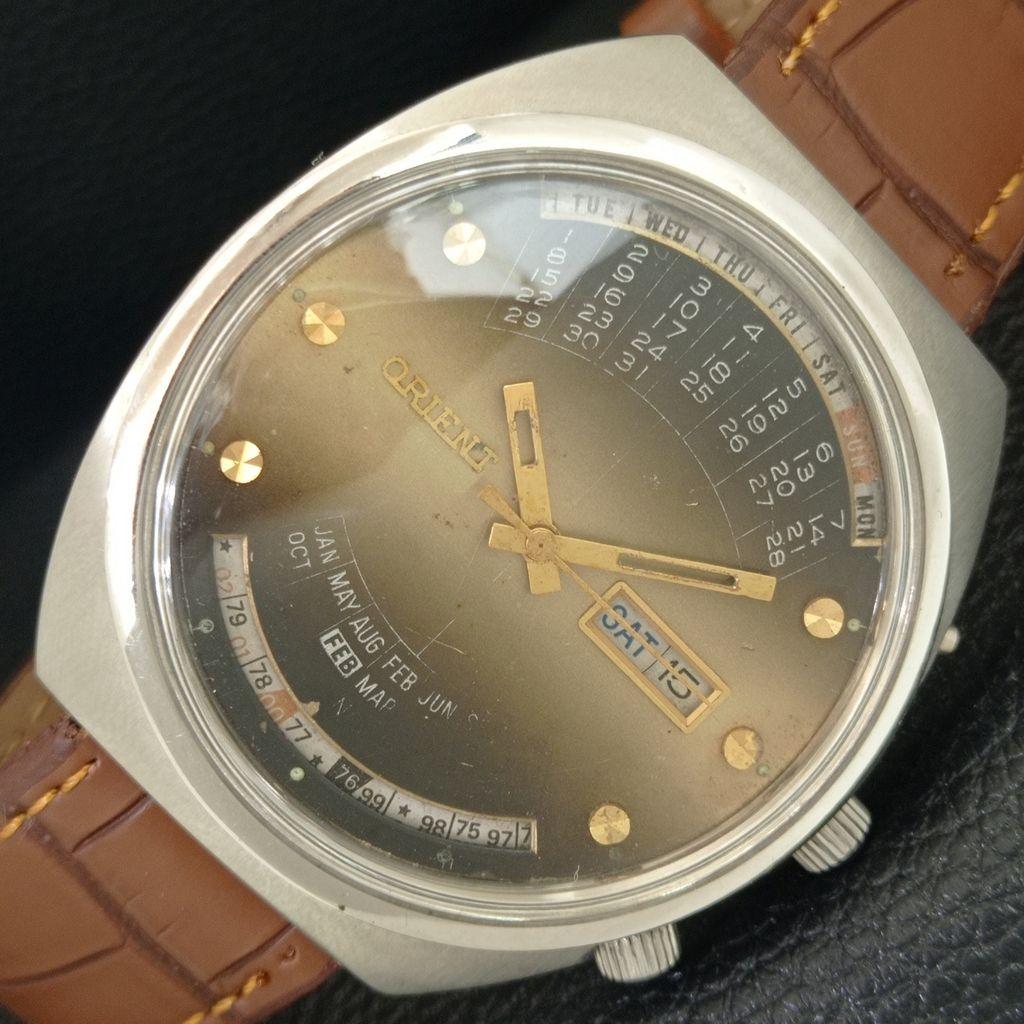

AUTOMATIC VINTAGE ORIENT 100 YEARS JAPAN MENS ORIGINAL DIAL WATCH a706318-1