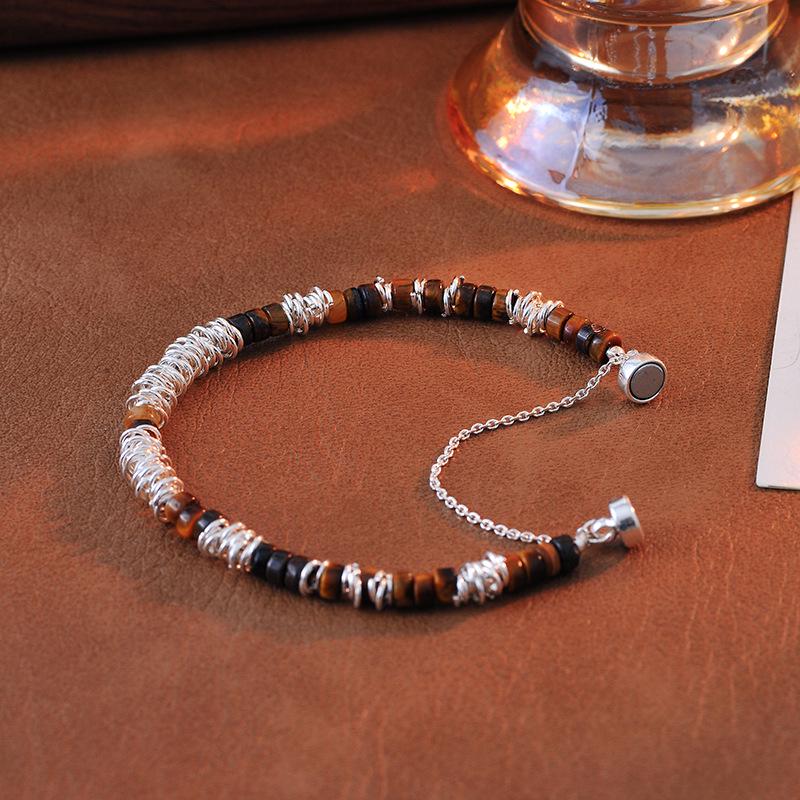 Elegantes Tigerauge Silber Kreis Armband für Damen - Stilvolles und Raffiniertes Design