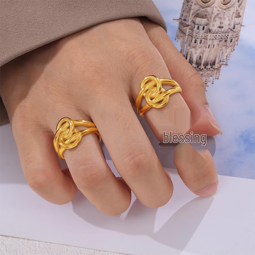 Unique Interlocking Double-Layer Hollow Design Gold-Plated Titanium Steel Ring