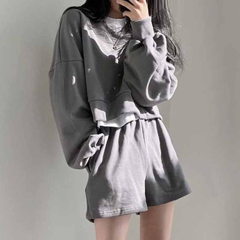 

Весенний ленивый стиль V-образный вырез свободный длинный рукав свитер свитер с высокой талией широкие шорты спортивный костюм для женщин One size