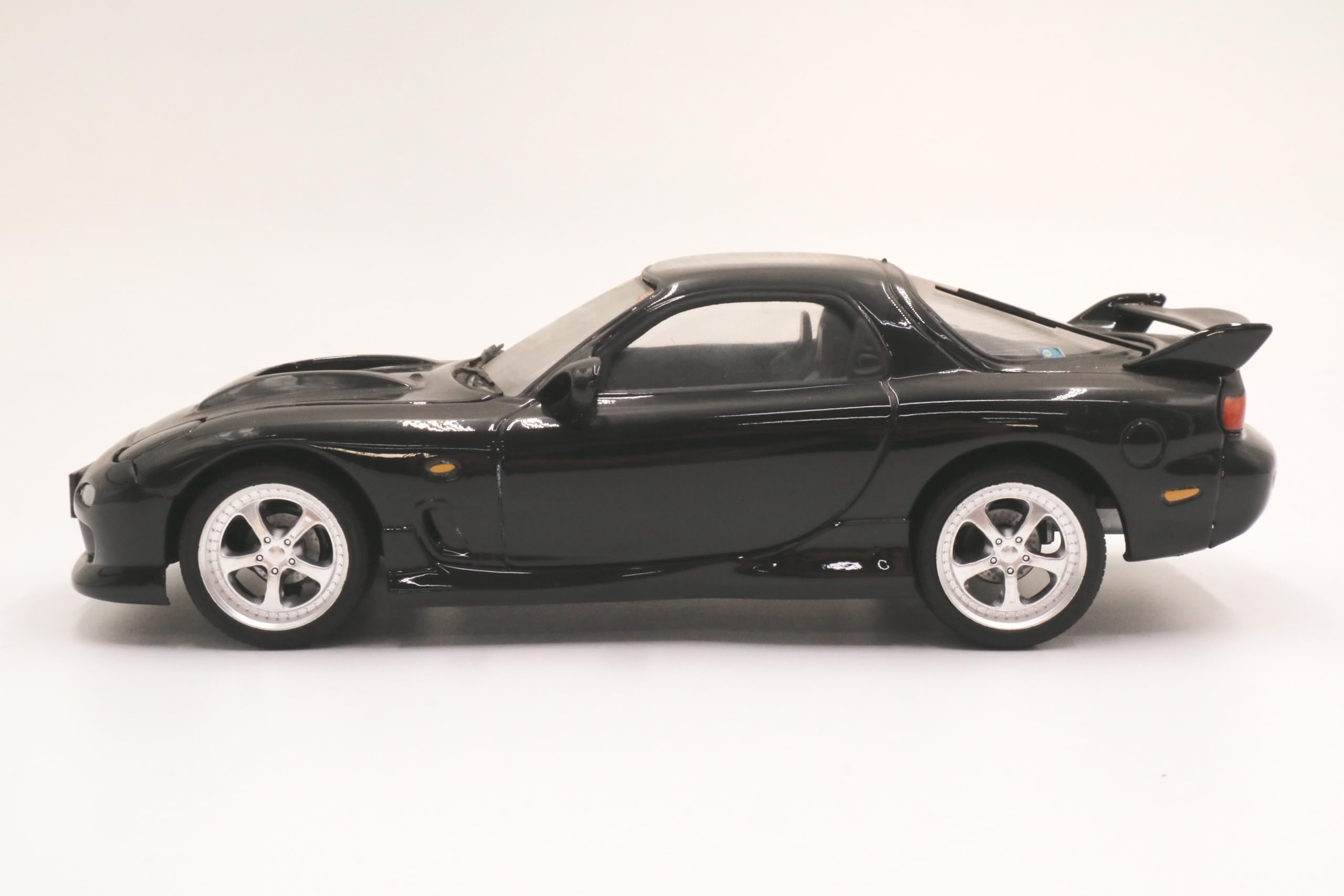 

Fujimi Model Initial D Series FD3S Modified Kyoko 1/24 No.17 RX-7 ISD-17