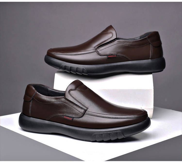 Frühling neue Lederschuhe 2024 atmungsaktive Business Casual Herrenschuhe weiche Sohle weiches Leder rutschfest Schuhe für Männer mittleren Alters und ältere Väter