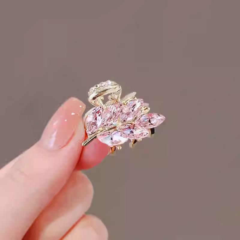 Crystal Flower Hair Claw Clip - Korean Style 2025
