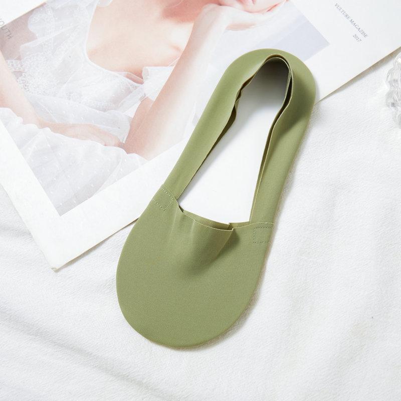 Women's Ice Silk Low-Cut Seamless Socks – Anti-Slip Invisible Spring/Summer Short Socks