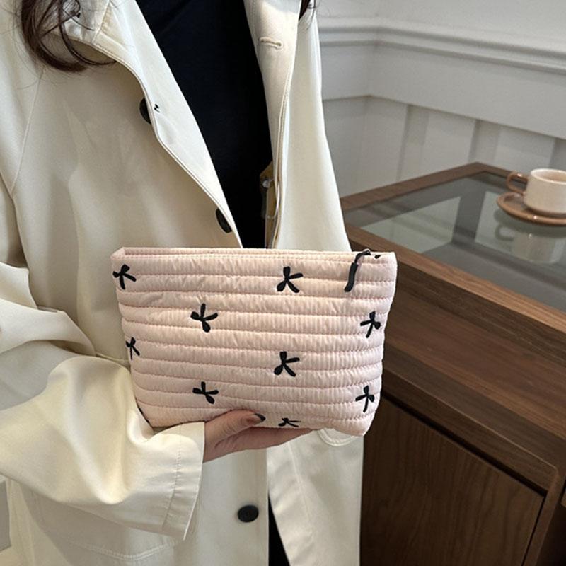 Fashionable Bow Embroidery Storage Bag with Large Capacity Fresh Makeup Bag Portable Handbag Suitable for Women To Organize
