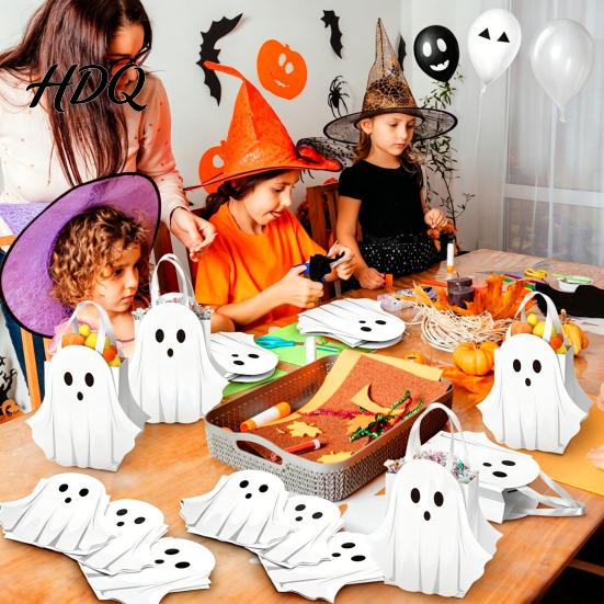 Candy Gift Bag Halloween Ghost Bag White Pouch with Cute Face Trick or Purses And Handbags Treat Favor for Party Kids Goodie Prizes Holder
