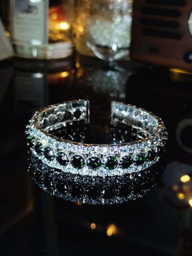 Koreanischer Stil Funkelndes Strass Brautarmreif: Vierreihiges elastisches Kristallarmband