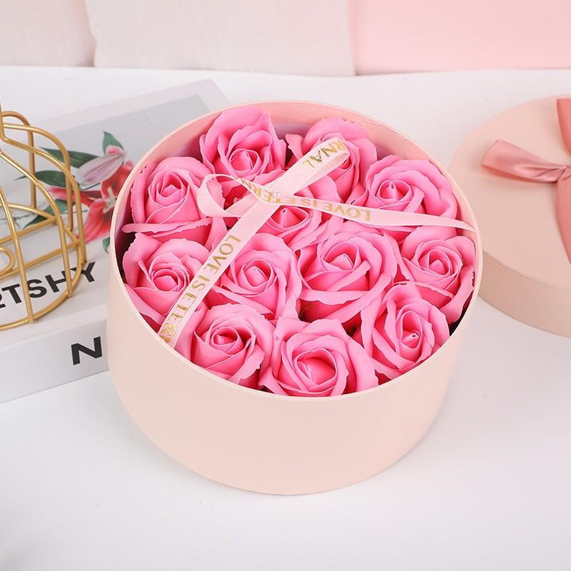 Scented Bouquet of Soap Flowers Pink Roses Decorative Box Buk26R