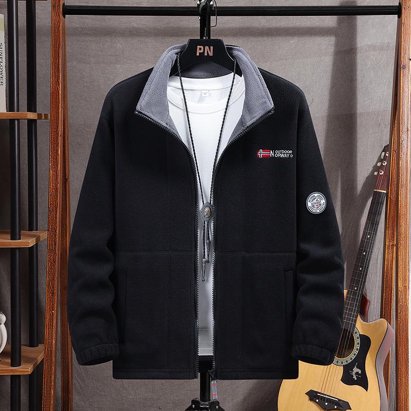 

Мужская теплая джинсовая куртка 2025: Корейский стиль, на флисовой подкладке, с лацканами, стиранная овечья шерсть, модная осенне-зимняя одежда. XL чёрный