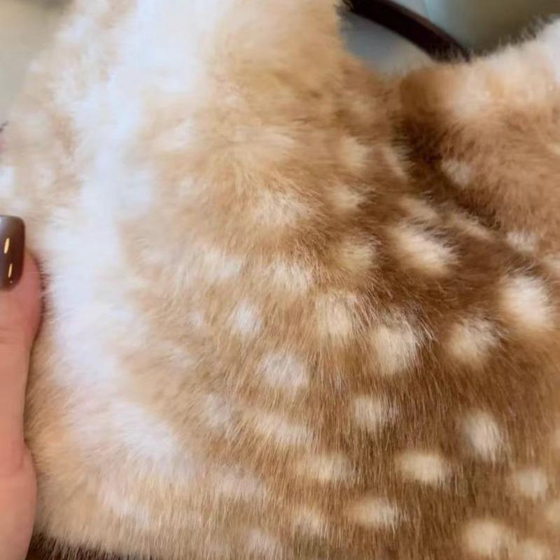 [Bambi] Cute Plush Small Handbag In Warm Autumn and Winter, Korean Version of the Fluffy Bag Can Be Carried/slung On One Shoulder